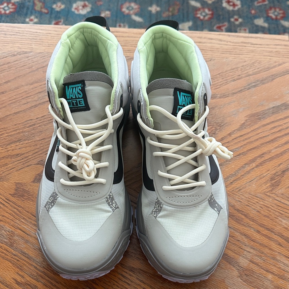 Vans MTE Crosspath Mid All Terrain